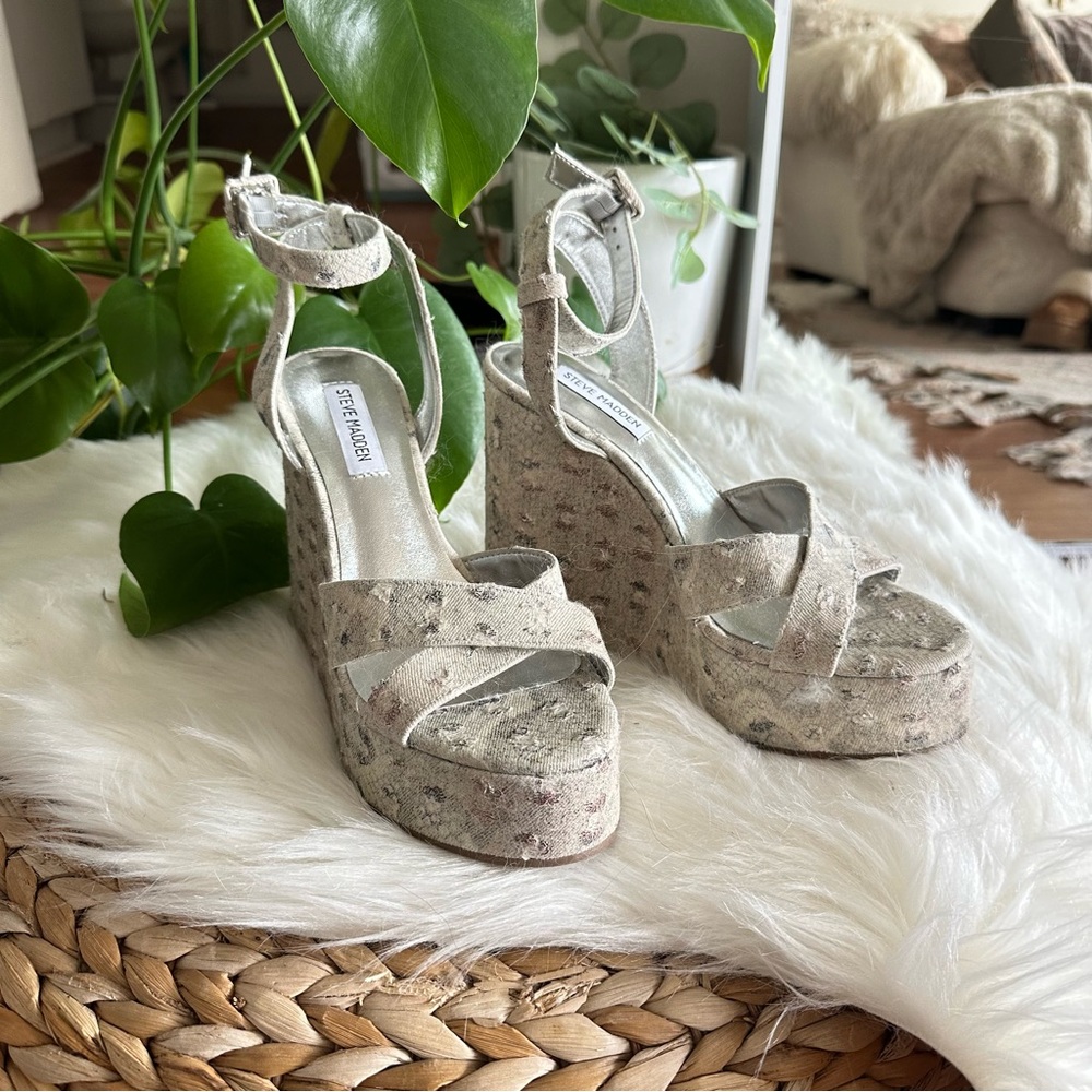 New: Steve Madden x Pinnacle Multi Snake Wedge 8